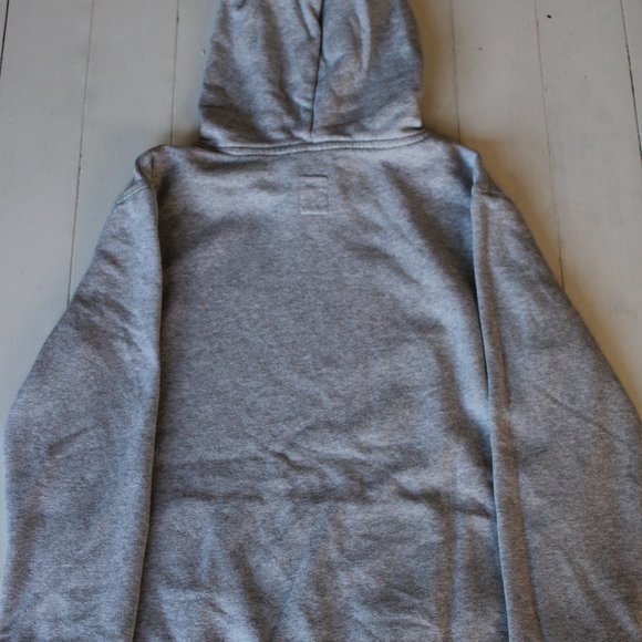 Monochromatic Grey GAP Logo Hoodie, Boys Size XXL (18) - Picture 5 of 7